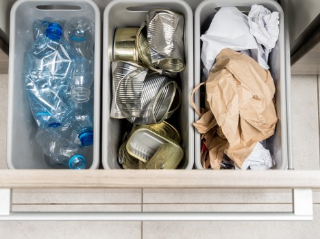 Recycling and eco-friendly waste management during house clearance